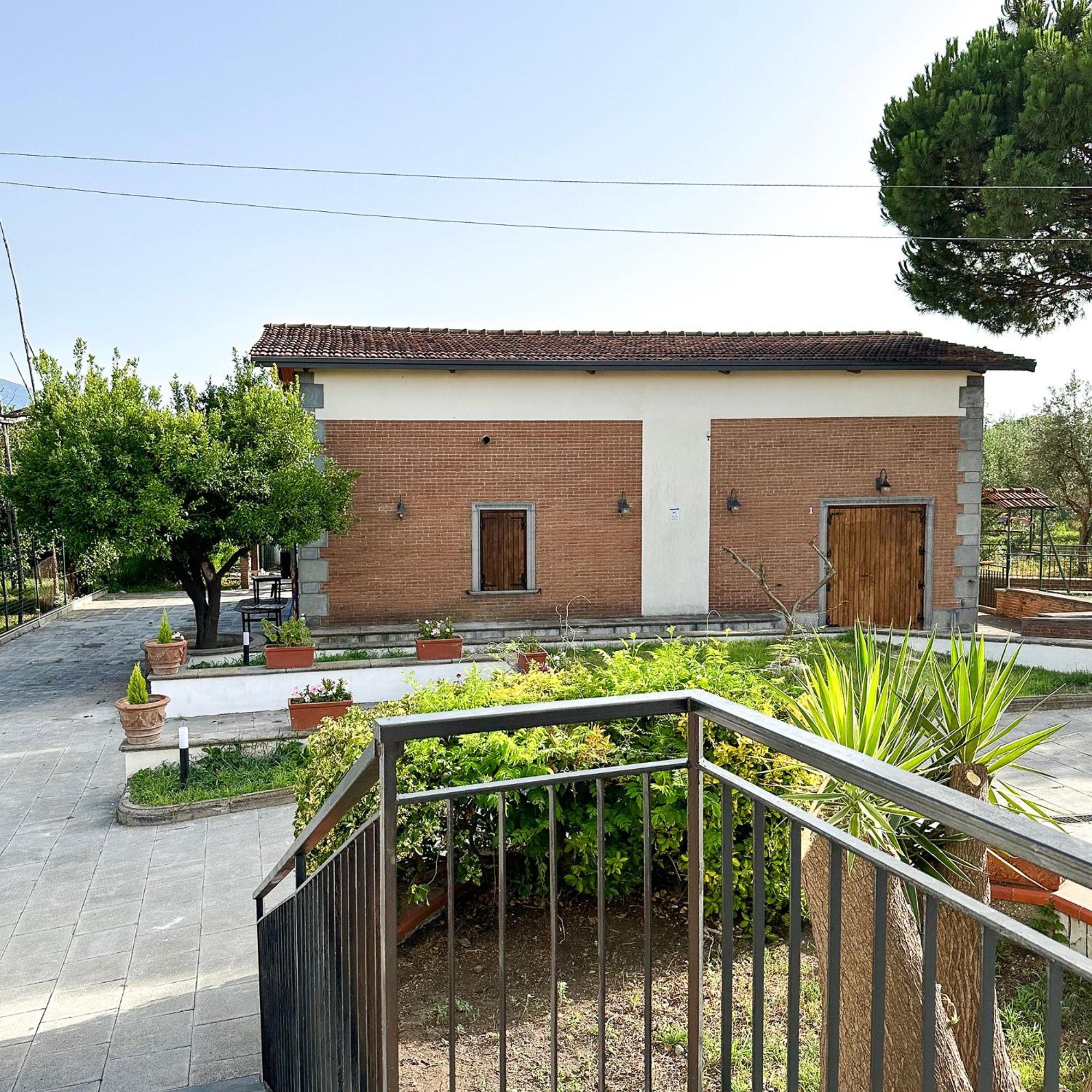 Tenuta Nunziata - Food, Event, Biofarm Torre Annunziata Exterior photo